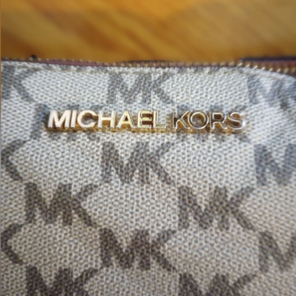 MK Wristlet